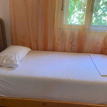 Seferi'S Apartament Lägenhet Sarandë Exteriör bild