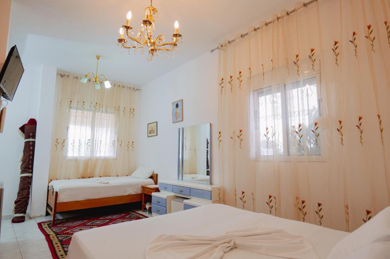 Seferi'S Apartament Lägenhet Sarandë Exteriör bild
