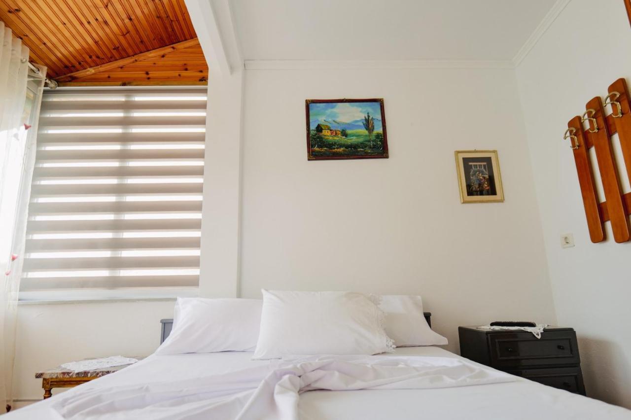 Seferi'S Apartament Lägenhet Sarandë Exteriör bild