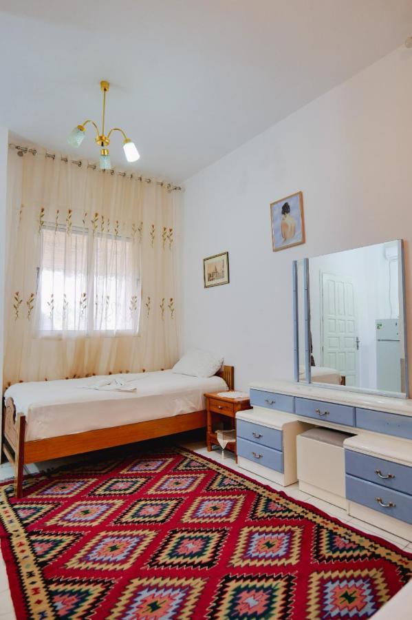 Seferi'S Apartament Lägenhet Sarandë Exteriör bild
