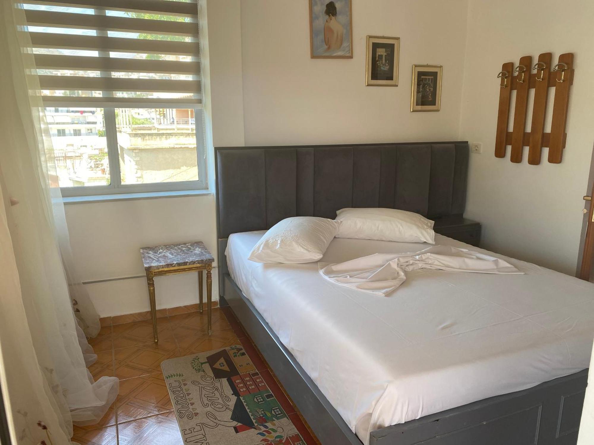 Seferi'S Apartament Lägenhet Sarandë Exteriör bild
