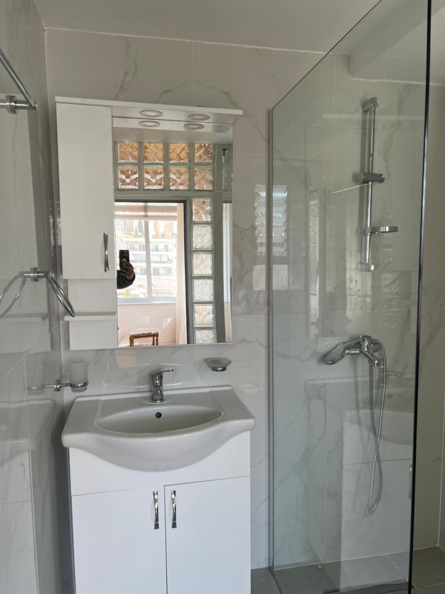 Seferi'S Apartament Lägenhet Sarandë Exteriör bild